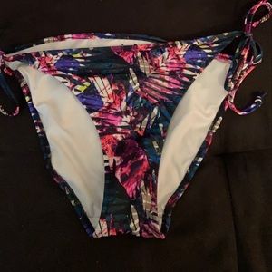 Victoria’s Secret bottoms